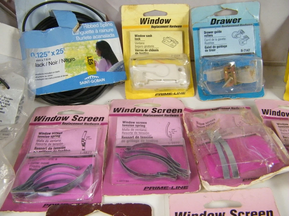 LOTE DE HERRAJES DE REPUESTO PARA VENTANAS Y PUERTAS STANLEY Y PRIME LINE Foto 2 de 4