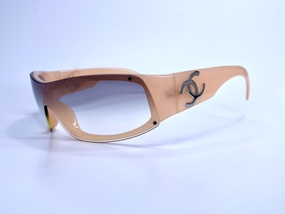 VTG Y2K CHANEL Salmon Pink Gradient Lens Rectangle Wrap  display picture 1