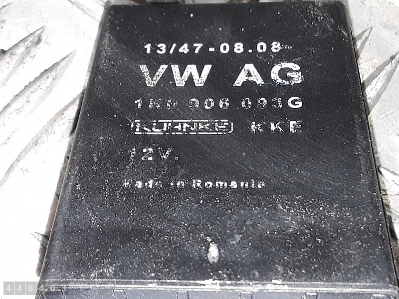 2013 VW PASSAT CC RELAIS POMPE à CARBURANT 2000TDI 1K0906093G DEFECT - Photo 4/4