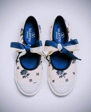 Valentino Garavani Women's Floral Bow Ribbon Sneakers Beige Blue, Size US 7 New