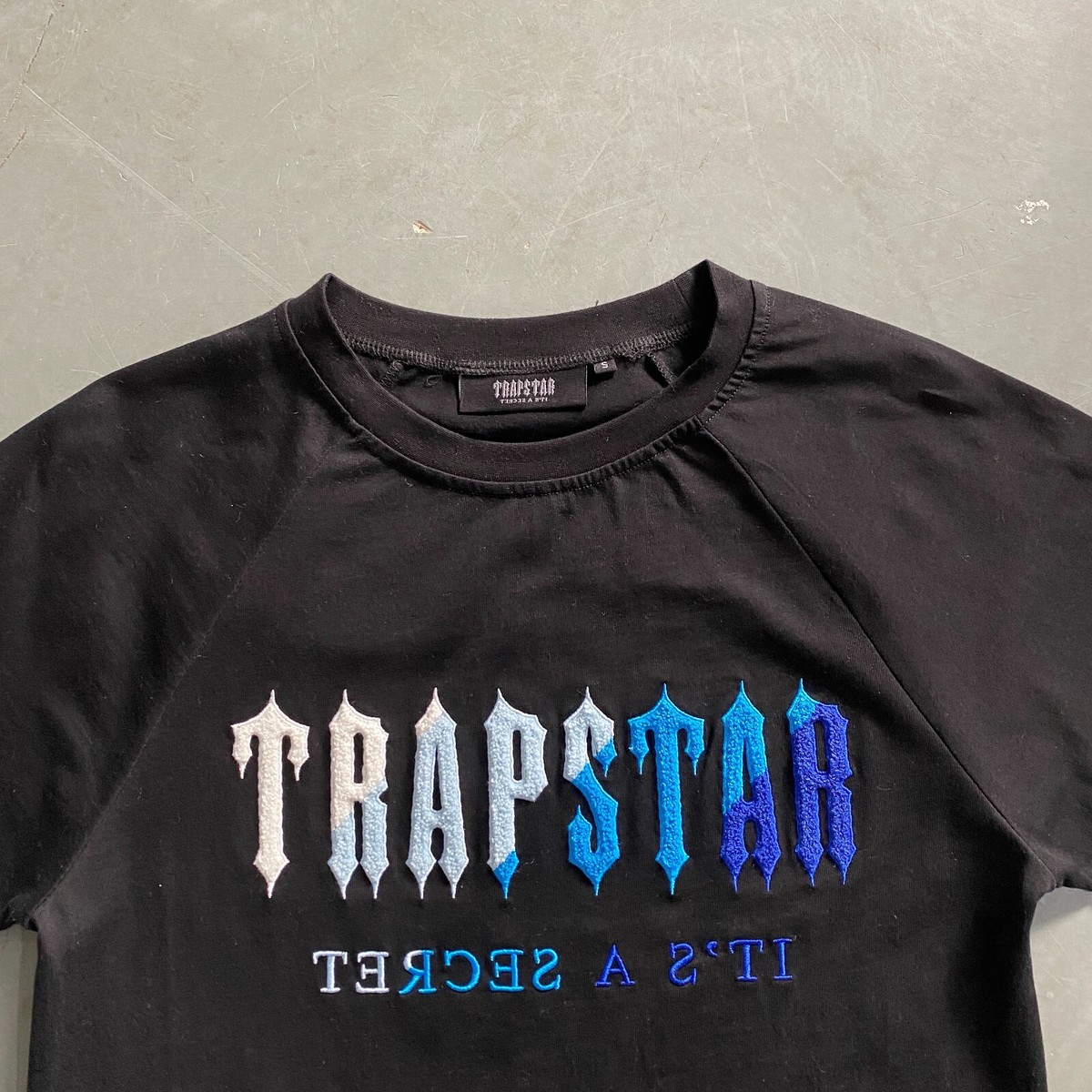 Brand New Trapstar Chenille Decoded Short Set Ice Flavour