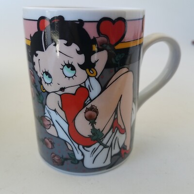 Betty Boop Bettys Bed of Roses Mug By Vandor