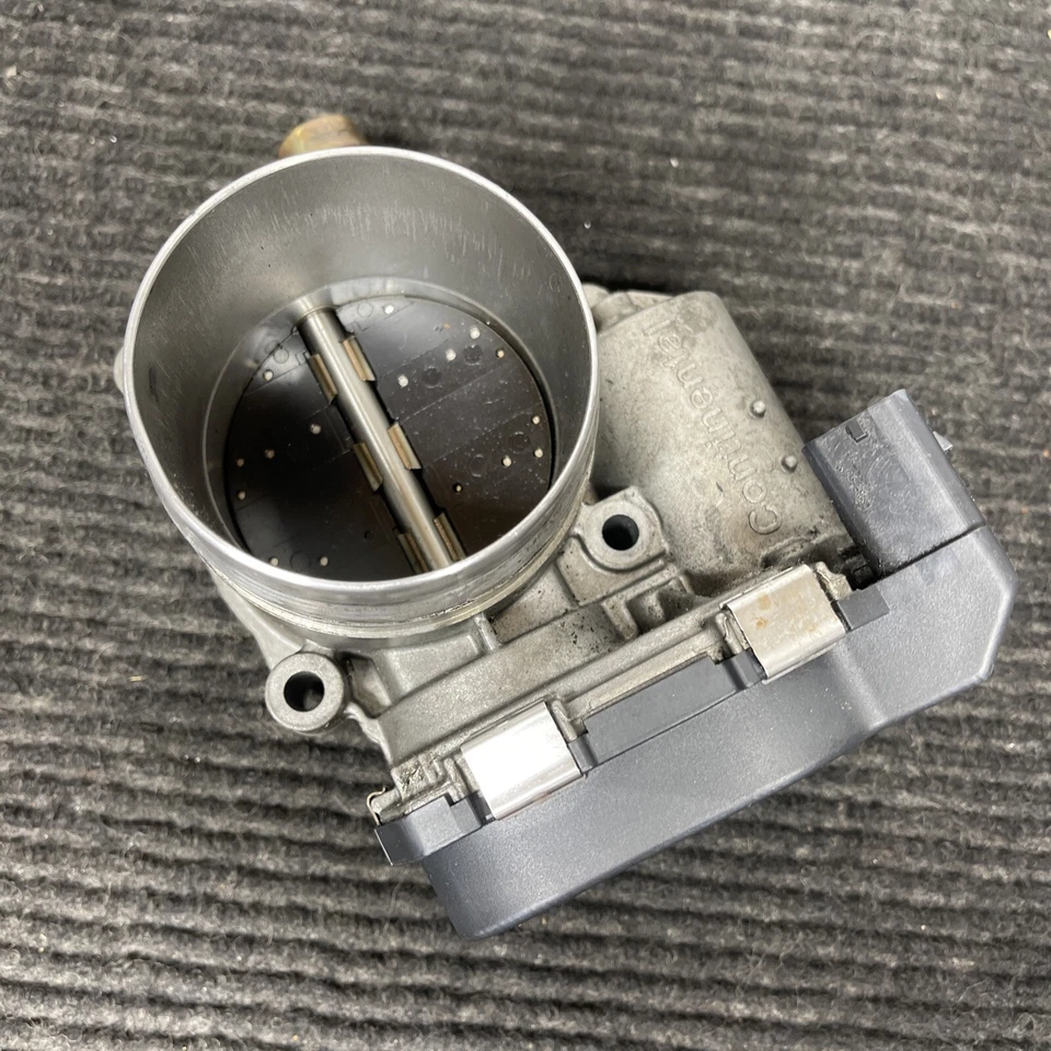 BMW 328i 528i X3 X5 Z4 2013-2015 carrocería del acelerador del motor 2,0 L 13547588625 OEM Foto 3 de 4