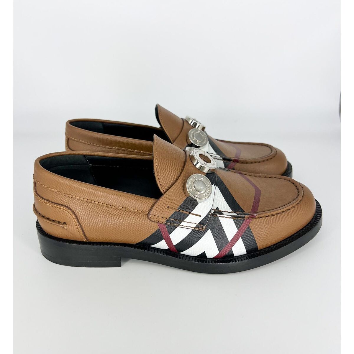 BURBERRY Women's Broadbrook Brown Nova Check Silver Hardware BURBERRY Women's Broadbrook Brown Nova Check Silver Hardware