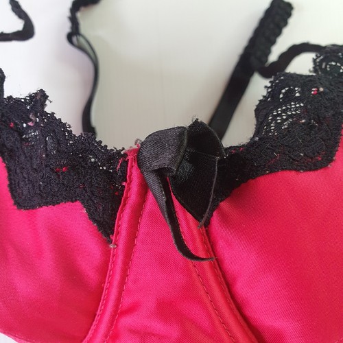 Target Sex And The City Bra Size 10DD Sexy Satin & Lace Hot Pink Underwire - Picture 4 of 8