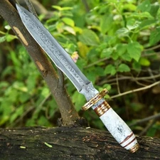Handcrafted Damascus Steel Knife – Perfect Christmas Gift | Unique Artisan Blade
