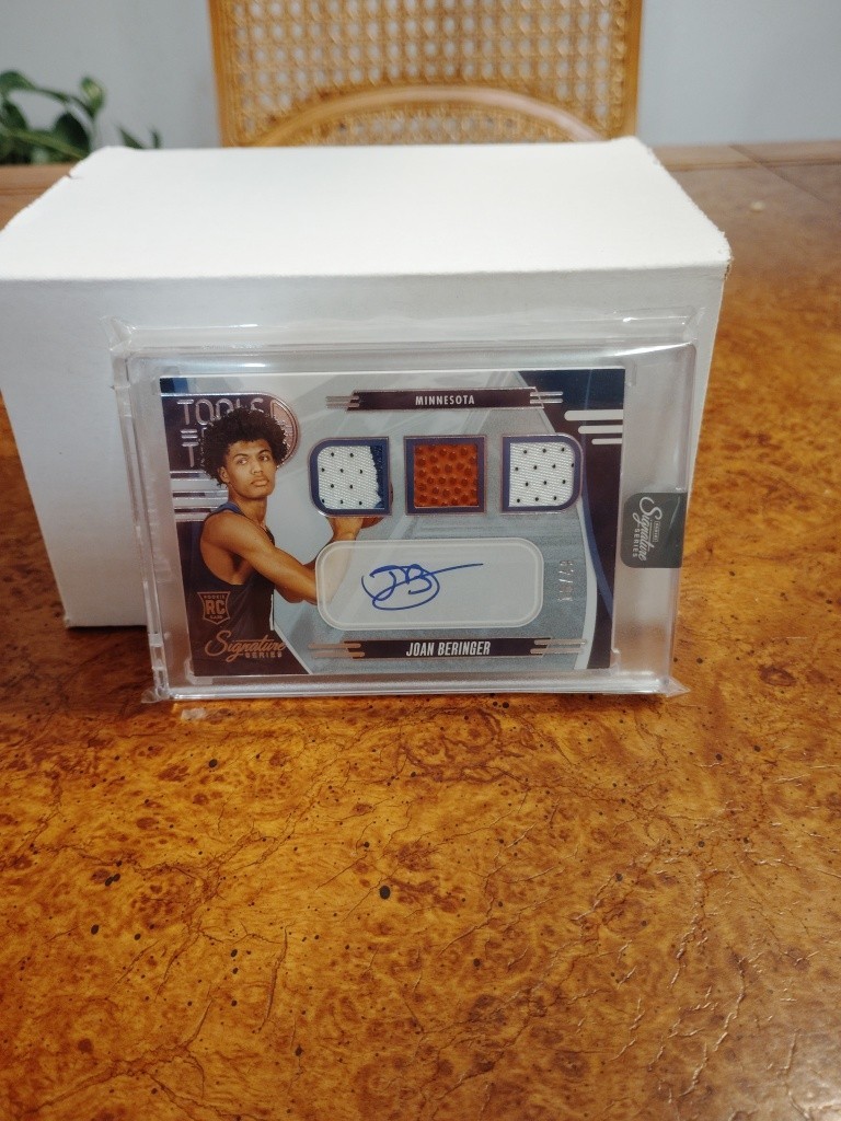 2025-26 Signature Series Tools Of The Trade Joan Beringer RC Patch Auto /49 TZ