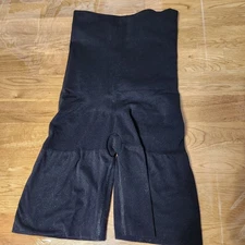 Assets by Spanx  Size Large High Waist Mid Thigh Shaper Shorts Black