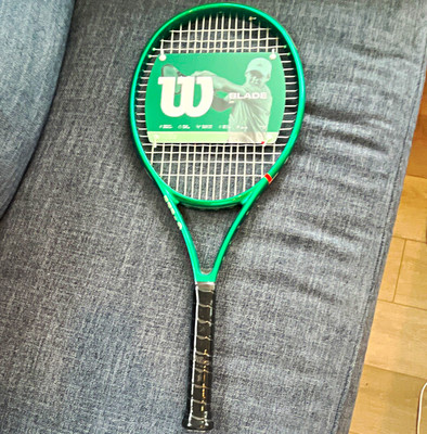 Wilson Blade 26 Green Tennis Racquet
