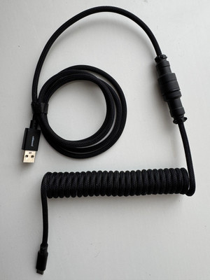 CableMod Pro Coiled Keyboard Cable USB-C zu USB Typ A, Black - 150cm