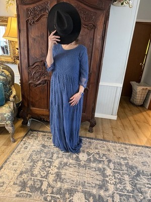 Tea n Rose Blue Embroidered Mesh Maxi Dress Floral Lined 3/4 Sleeve M/L