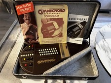 Suzuki Omnichord System OM-27 Synthesizer - Excellent Condition