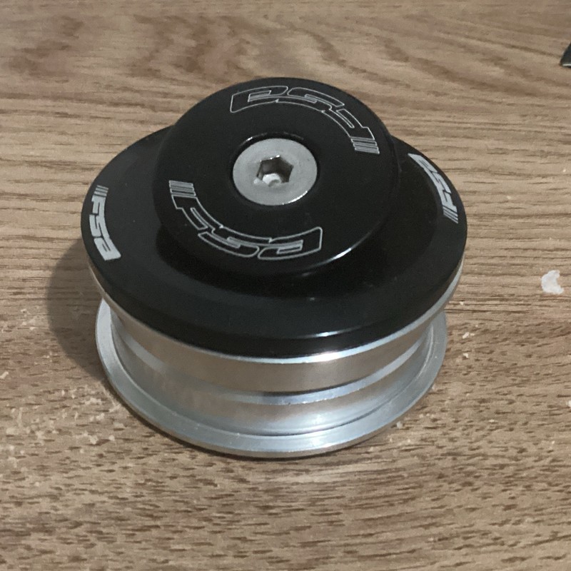 FSA Orbit Z 1.5R 1-1/8"-1.5" Reducer Headset Straight Sealed Bearing