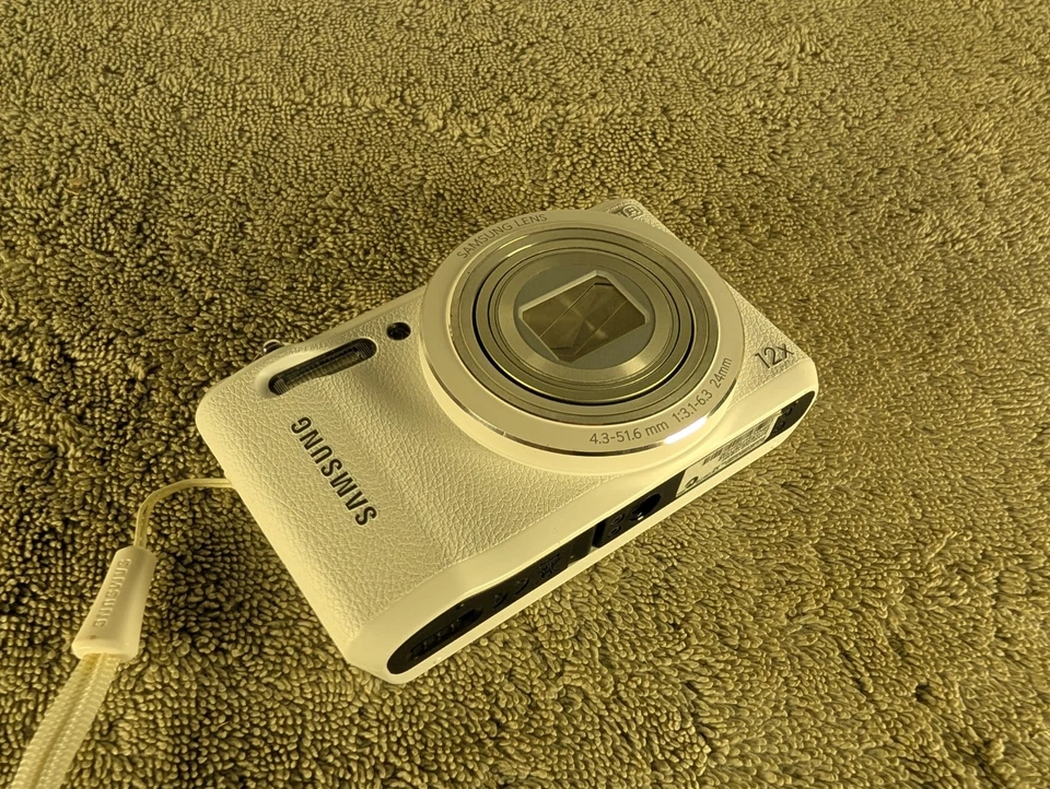 Samsung WB35F 16.2MP Smart WiFi/NFC Digital Camera White - Tested - Image 2 of 4