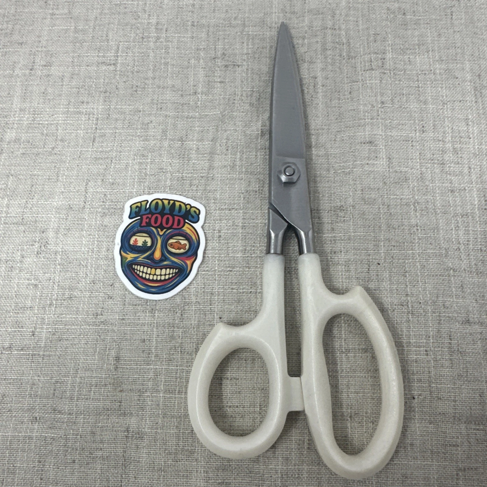 Cutco 77 Super Shears - Pearl White Take-Apart Kitchen Scissors - Made in USA
Opens in a new window