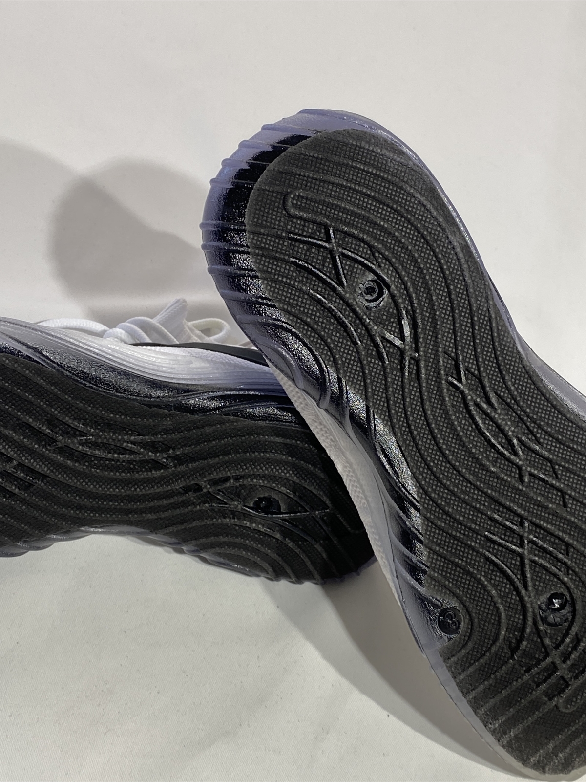 Scarpe da ginnastica Pony Rhythm da donna taglia 8 bianco nero ombreggiato suola in gomma tessile