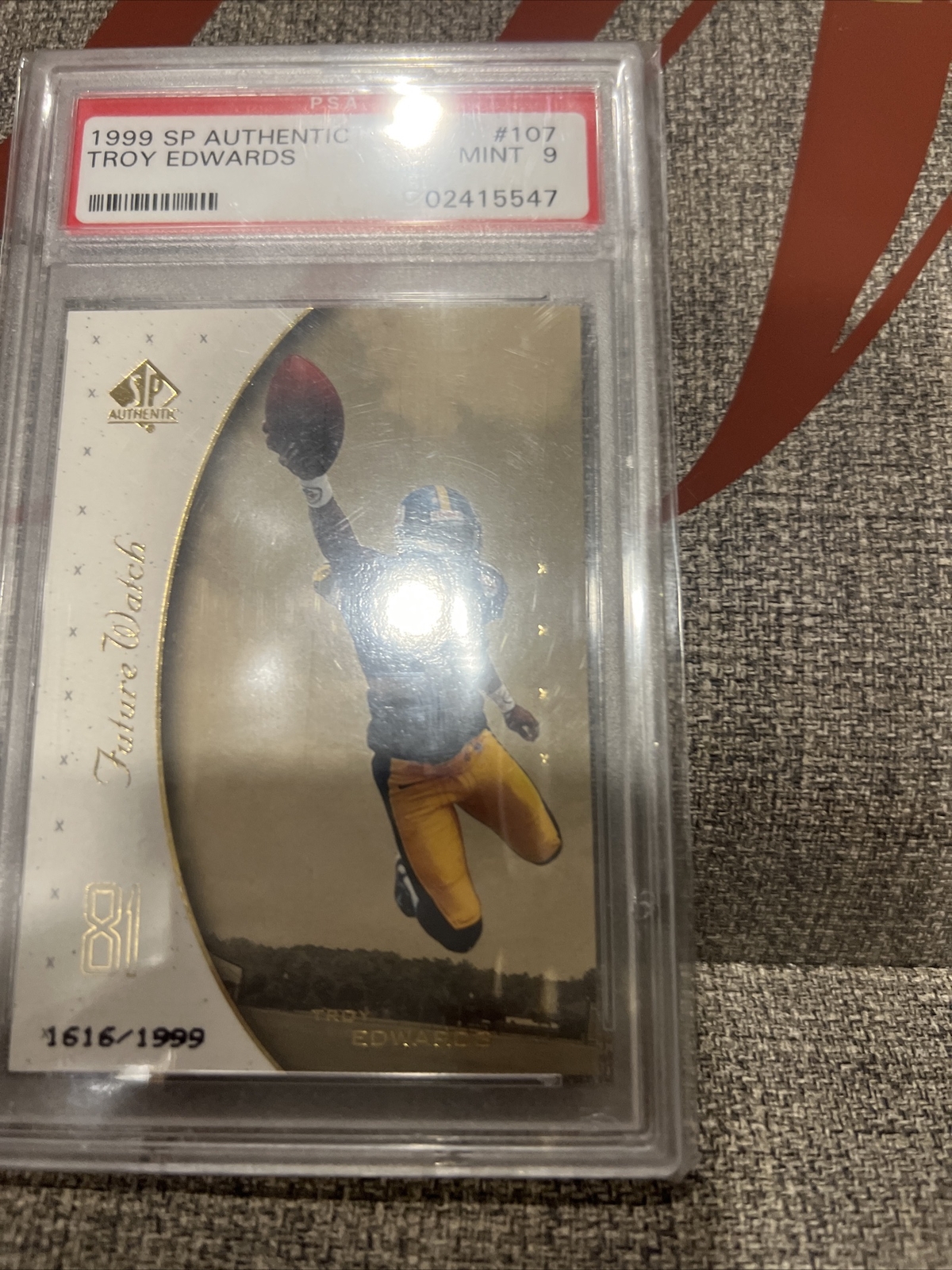 Troy Edwards SP Authentic #107 Base