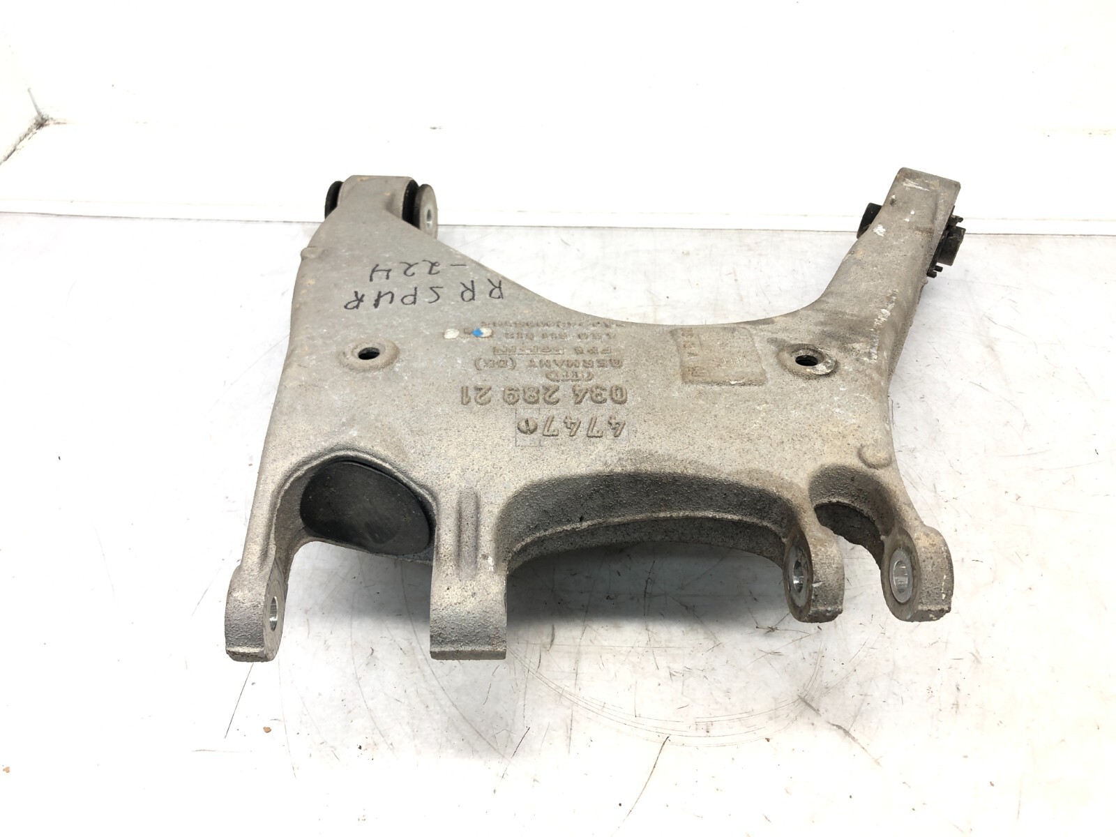 2014-2018 BENTLEY FLYING SPUR AWD RIGHT PASSENGER REAR LOWER CONTROL ARM OEM