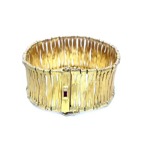 Roberto Coin Elephantino Gold Bracelet Elephant Skin 18K Yellow 7 in. - Picture 5 of 8