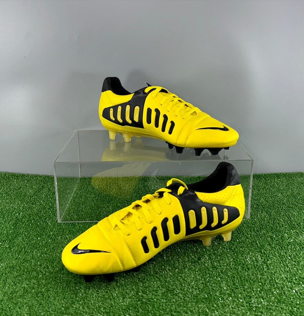 Nike CTR360 Maestri III FG 525166-710 Elite US7.5 UK6.5 Yellow