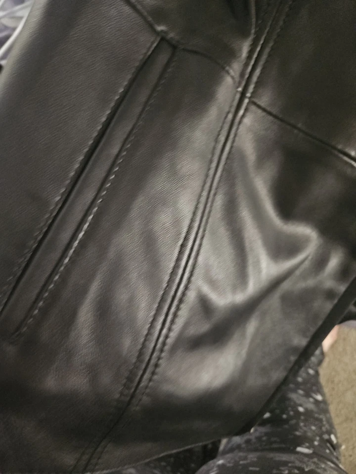 Chaqueta de moto Avenue Special Edition 2009 de cuero negra talla 22/24 Foto 4 de 4