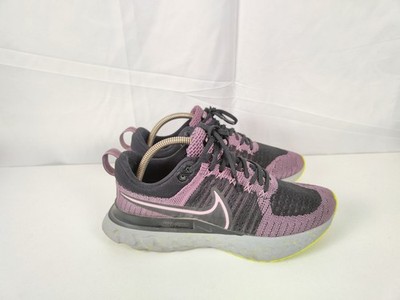 Nike React Damen Sneaker Größe 40 Lila Schwarz 