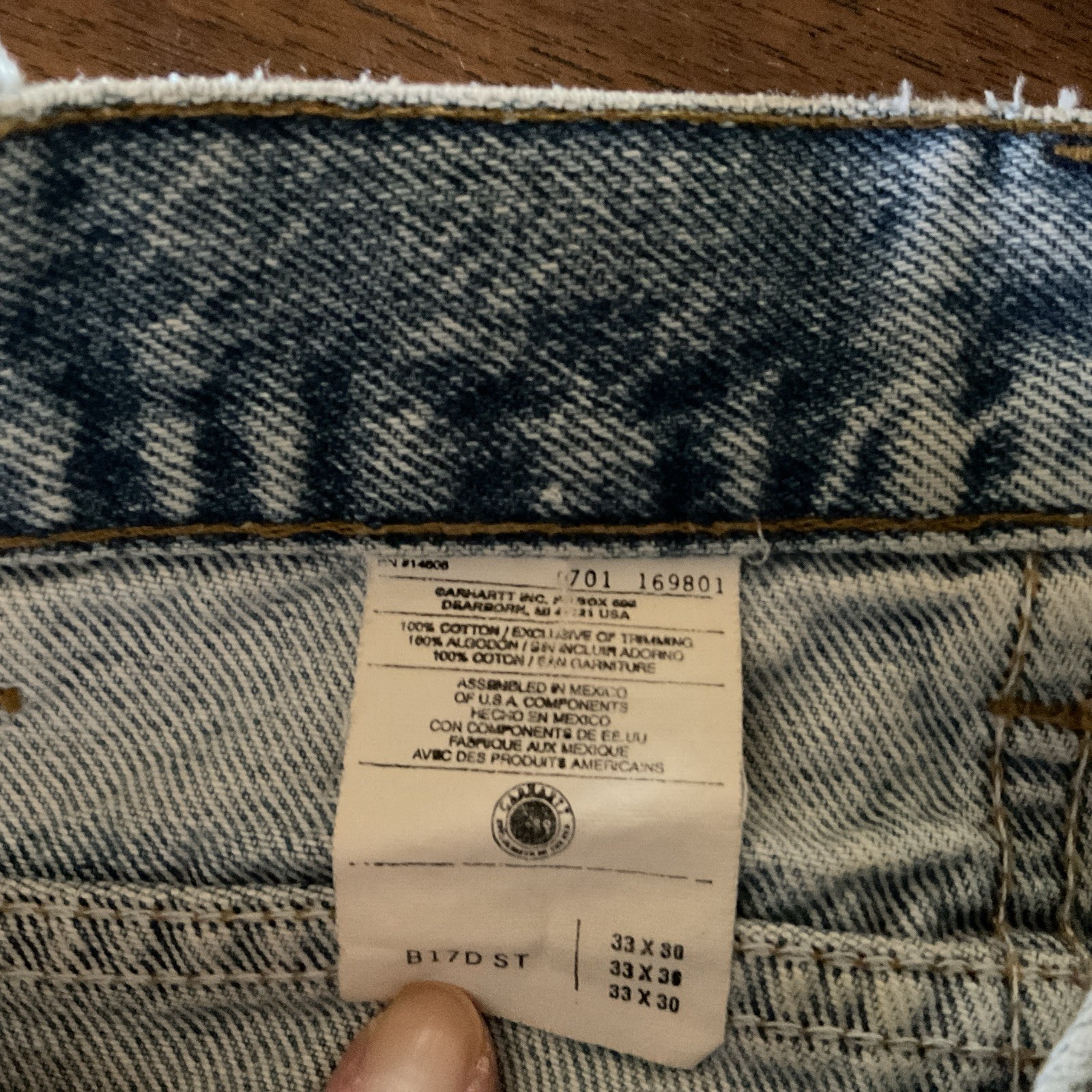 Carhartt 2K Vintage 33x30 B17DST Relaxed Fit Tapered Leg Jeans Medium Wash Men  thumbnail 3