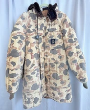 Vintage Refrigiwear Men's Medium Camo Insulated Long Chore Coat-Made in USA