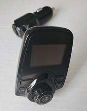 Nulaxy KM18 Wireless In-Car Bluetooth FM Transmitter Adapter LED Display Black 