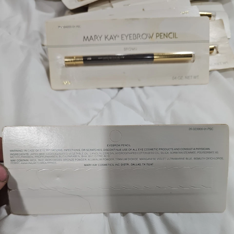 Vintage Mary Kay Brown Eyebrow Wooden Pencil .04 Oz Sealed New 2046 - Image 2 of 2