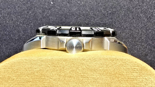 Deep Blue DAYNIGHT T-25 43mm Black Dial & Band Tritium Illumination - Picture 2 of 9