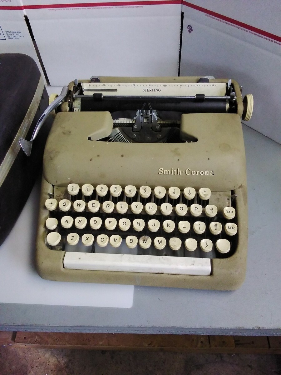 Vintage Smith Corona Silent Super Portable Typewriter in