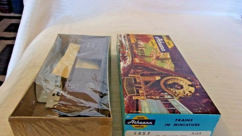 Coche de caja Athearn escala HO 50', centro de Nueva York, marrón, #80775 nuevo en caja | Zustand: New