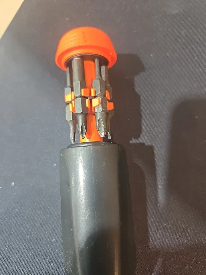 LTT Linus Tech Tips Multi-Bits Orange/Black Ratcheting Screwdriver -- Excellent - Image 3 of 4