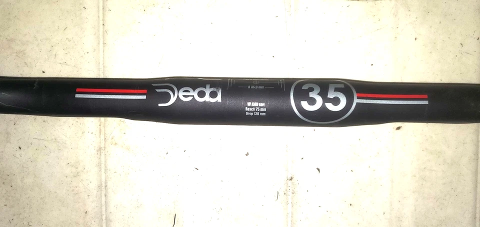 Deda Elementi Trentacinque 35 毫米车把紧凑型 35 毫米 x 44O 黑色 银色 — 第 2/2 张图片