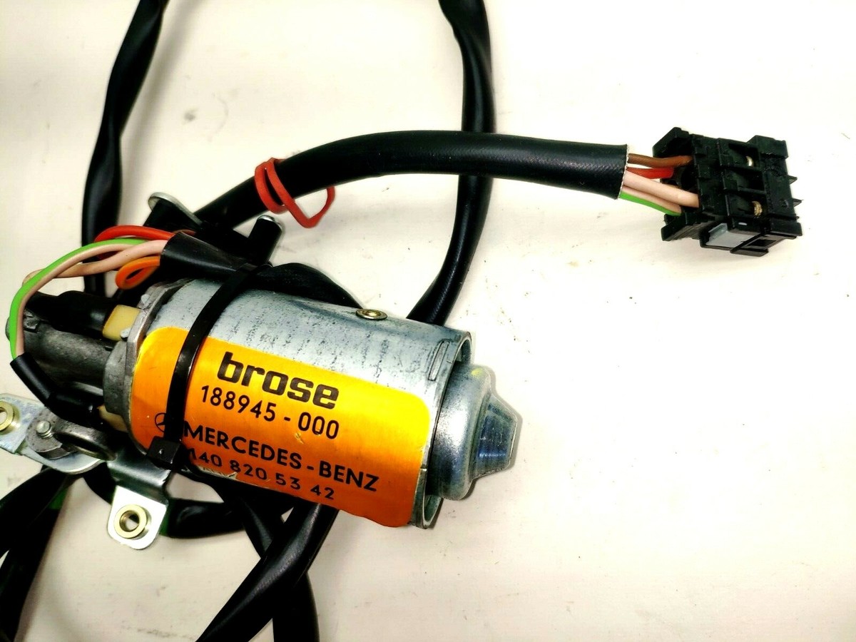 1992 MERCEDES-BENZ 400 SE Front Right Seat Motor 140 820 53