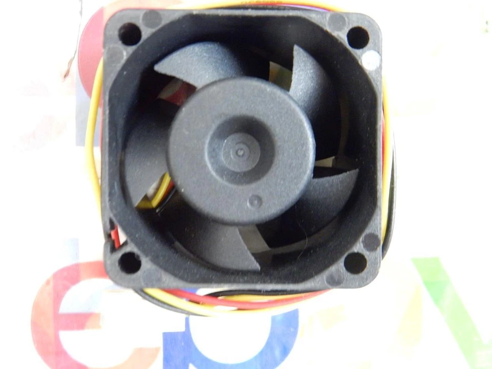 EverCool EC4028M12BA High Speed Ball Bearing Axial Fan 40x40x28MM 12VDC 3-Wire - Image 2 of 3