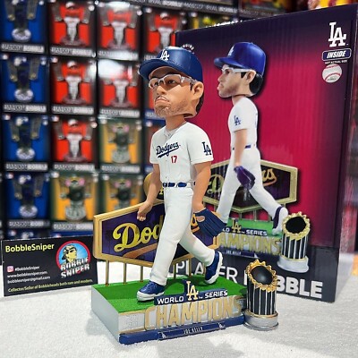 JOE KELLY Los Angeles Dodgers 