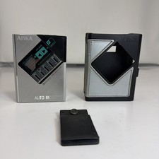 AIWA HS-G500 Stereo Cassette Player with Clip  Case AS IS FOR PARTS/REPAIR READ