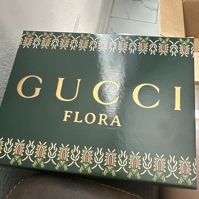 Gucci Flora Gorgeous Gardenia Eau de Parfum Spray Gift Set 3.3+1.6+0.33