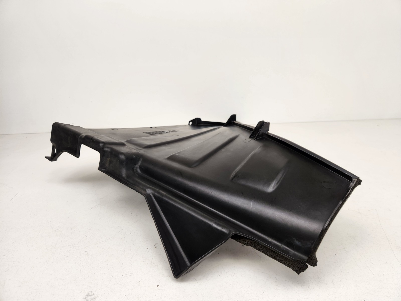 McLaren MP4-12C 2012-2014 Rear Left Quarter panel trim
