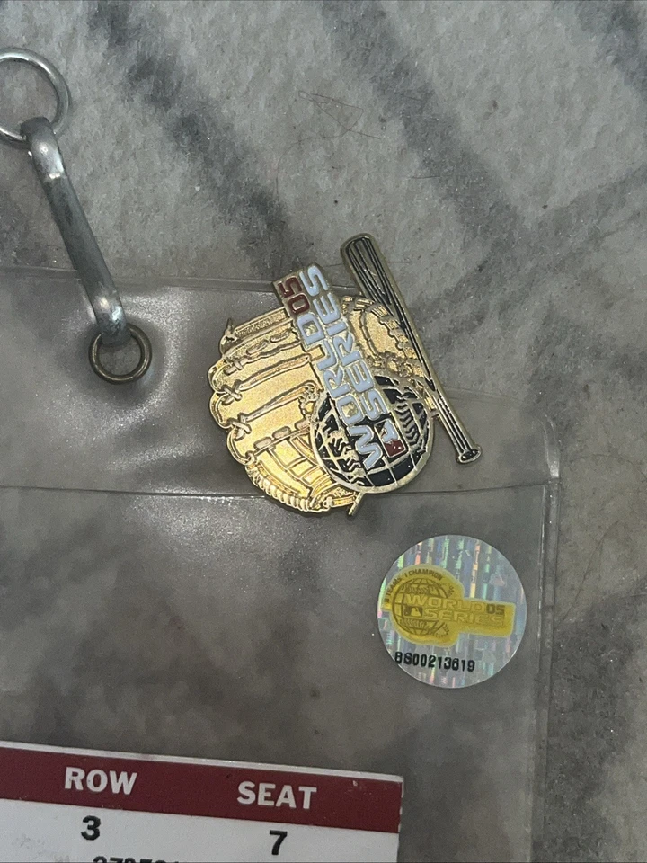 Mega boleto Serie Mundial Juego 3 Medias Blancas vs Astros 2005, cordón oficial y pin Foto 3 de 4