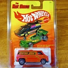 Hot Wheels The Hot Ones '70s Super Van Pink Pearl Fuchsia BW Blackwall 2011