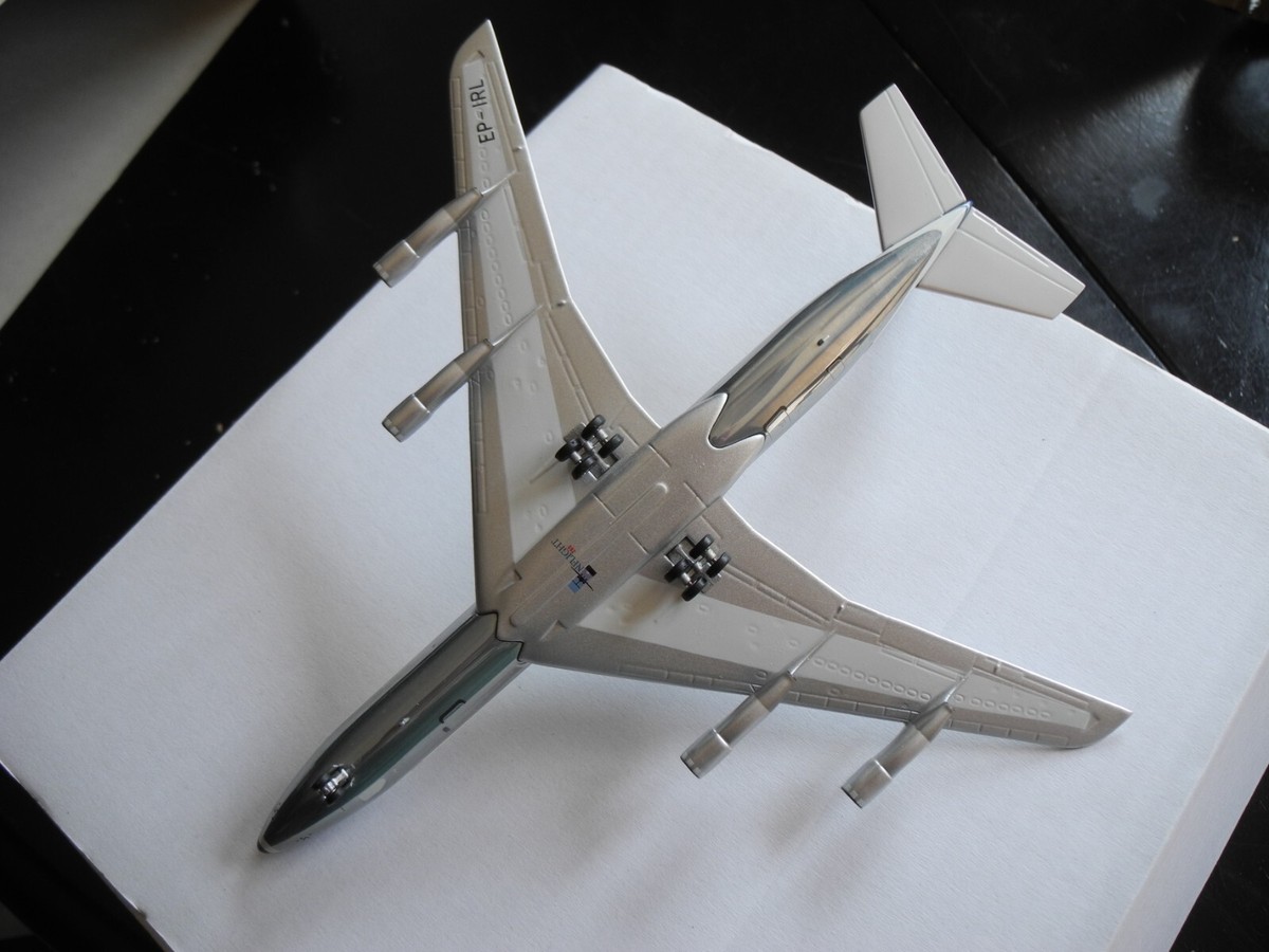 値下げ‼️1/200 イラク航空 ボーイング707 値下げ‼️1/200 イラク航空 ボーイング707 値下げ‼️1/200