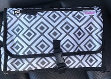 BebesWorld-Portable Changing Pad To Take With You-Lg Capacity-NEW w/Tags-Blk Wht