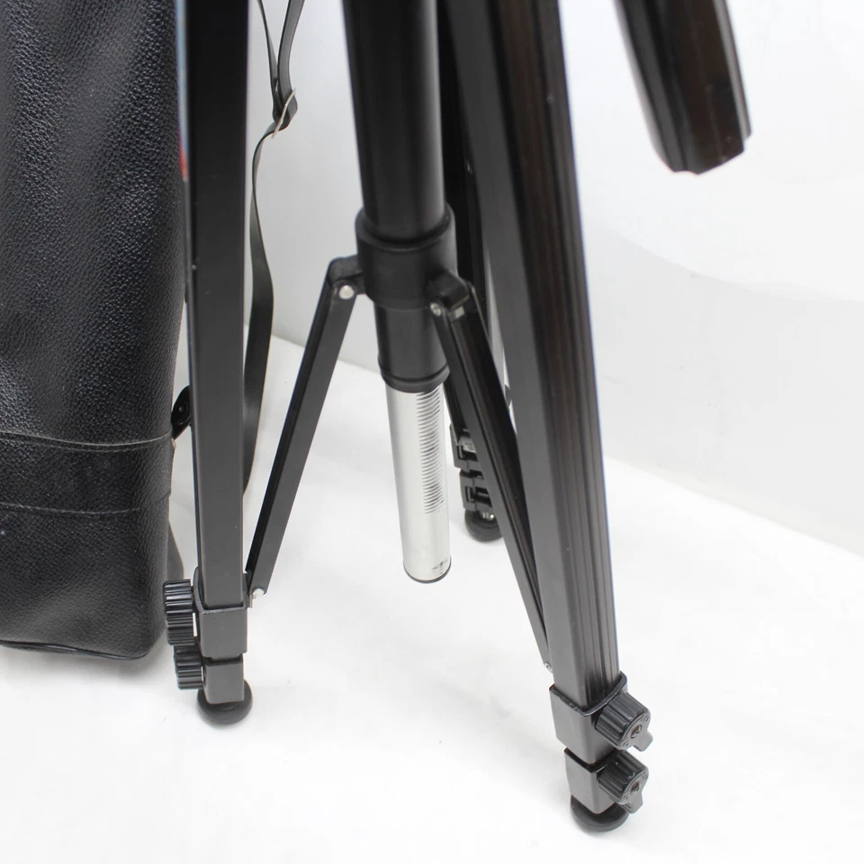 Hakuba HLB-3S & PH-L1  Camera Tripod Set W/ Bag - Image 3 of 4
