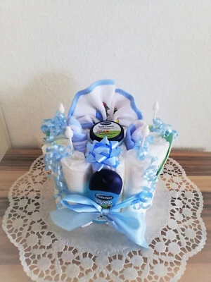 BABY-TRAUMLAND ♥ Willkommen ♥ Kleine Windeltorte mit Lätzchen Geburt Baby Junge