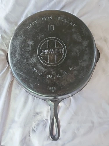Griswold Cast Iron #10 Large Block Logo Skillet