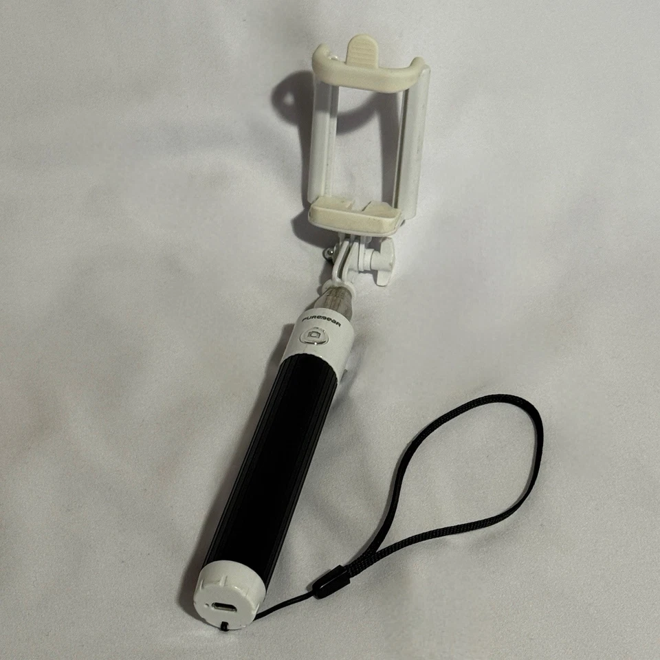 Bastão de selfie Bluetooth PureGear com cabo de carregamento - Imagem 2 de 4