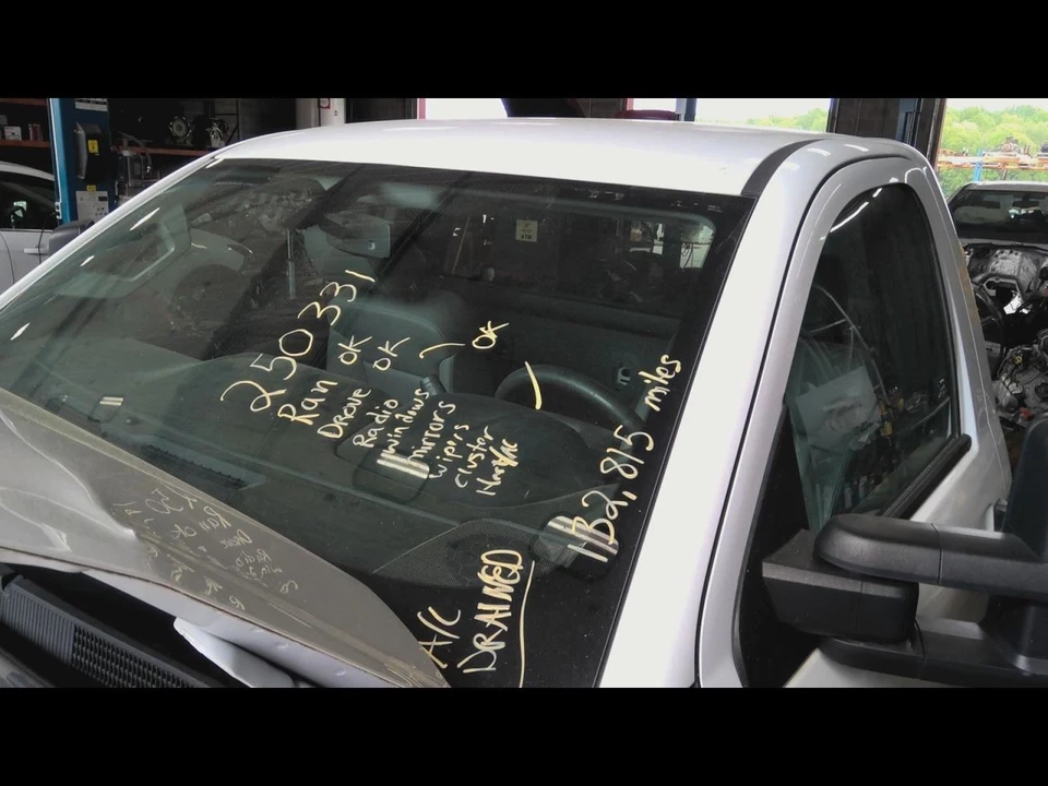 Husillo/nudillo delantero izquierdo del conductor para camioneta Sierra 2500 11-19 696812 Foto 2 de 4